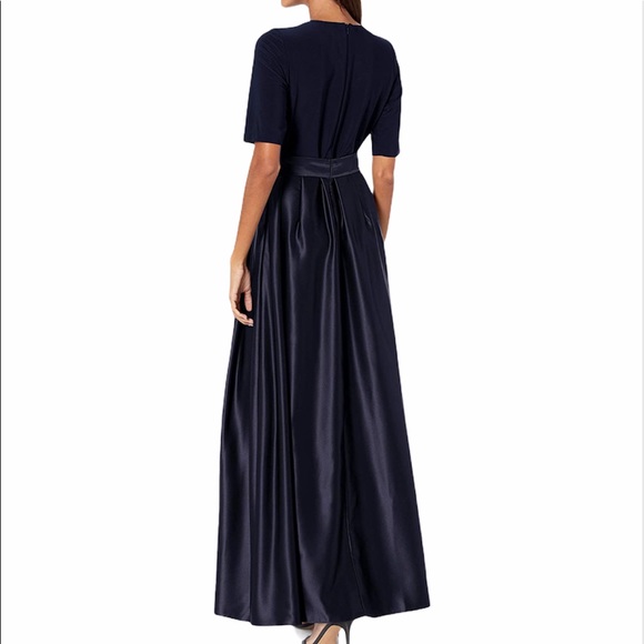 Alex Evenings 6 navy blue satin ballroom prom gown - Picture 4 of 11